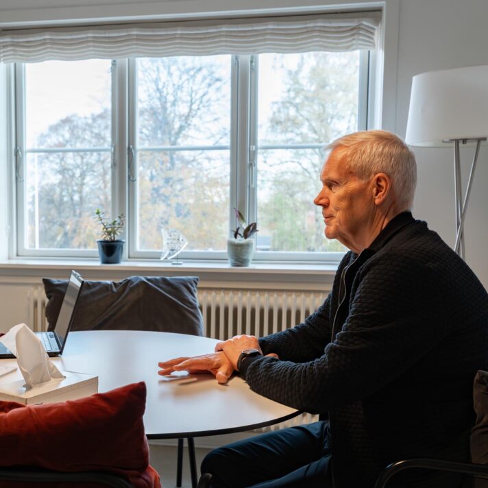 En samtale mellem behandler og patient
